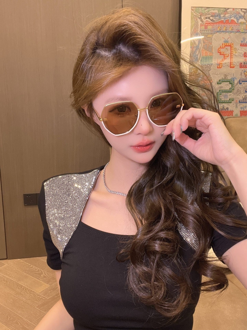 Miu miu Sunglasses